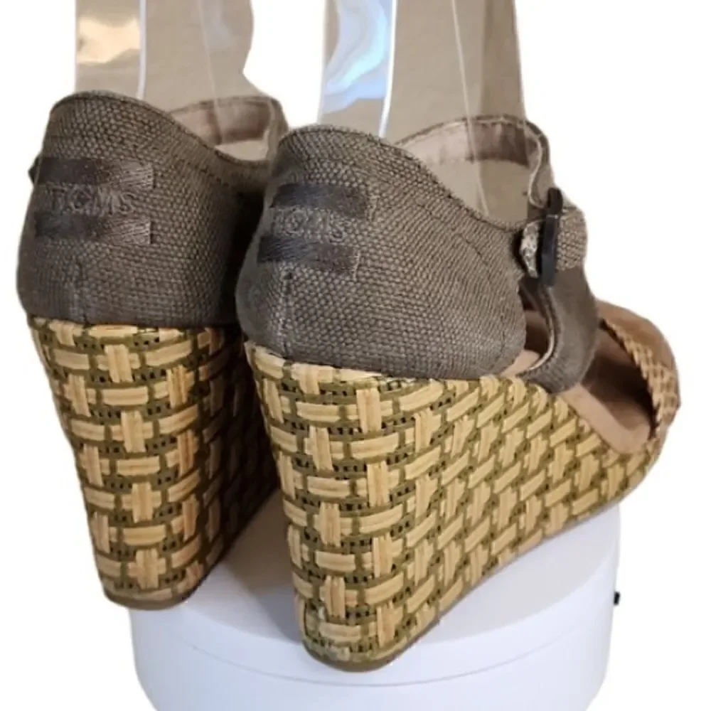 Toms- Clarissa Weaved Jute Wedges Olive Green Strappy, Size 7.5